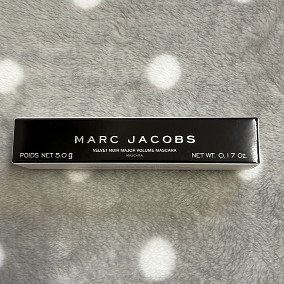Marc Jacobs Velvet Noir Major Volume Mascara - Picture 3 of 4